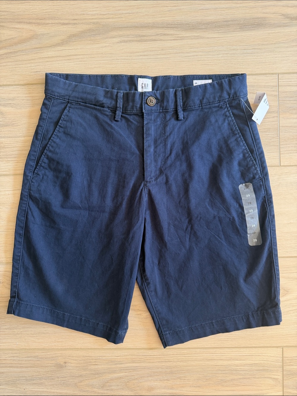 GAP Men’s Navy Flat-Front Chino Shorts